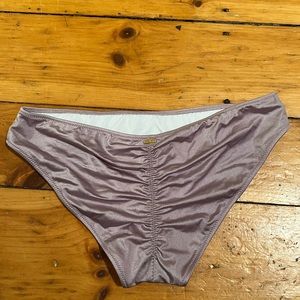 VICTORIAS SECRET purple bikini bottom - MEDIUM